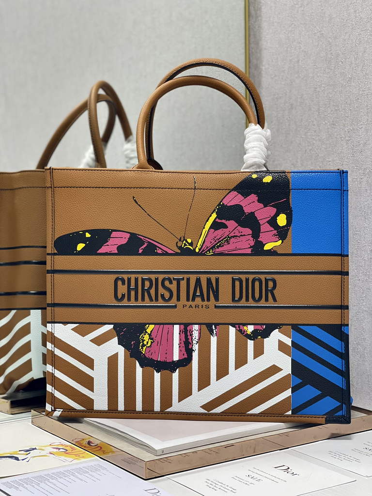 Dior M1286 Large Book Tote Brown Blue Calfskin