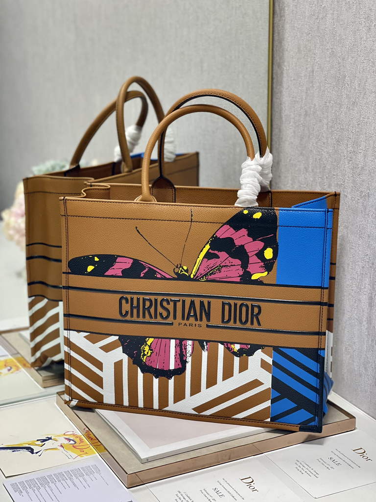 Dior M1286 Large Book Tote Brown Blue Calfskin