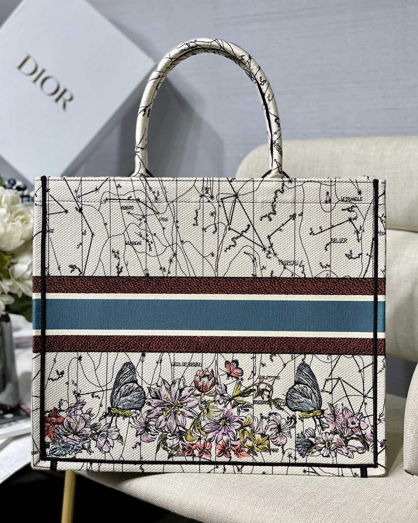 Dior M1286 Large Book Tote Beige Constellation Embroidery