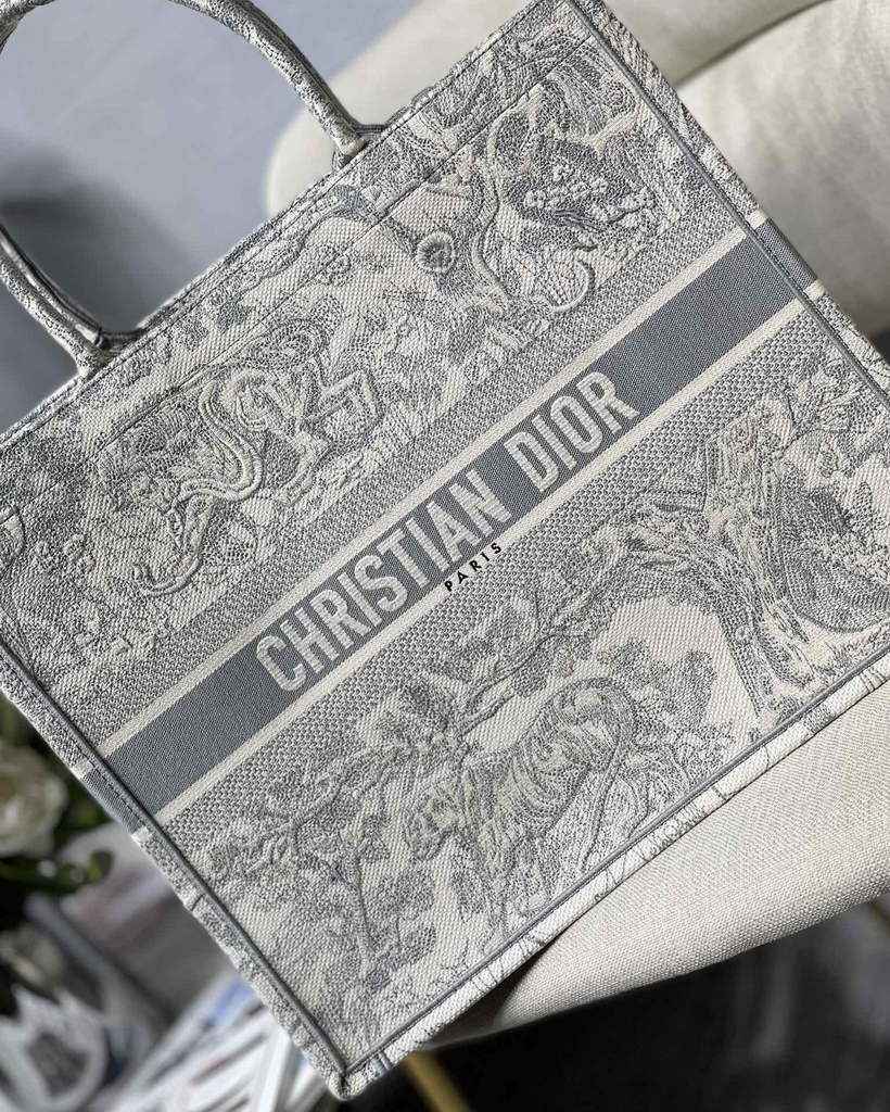 Dior M1286 Large Book Tote Gray Toile de Jouy Embroidery