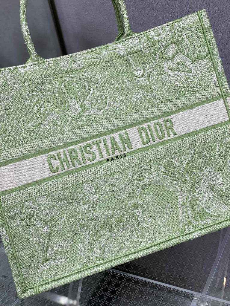 Dior M1286 Large Book Tote Green Toile de Jouy Embroidery