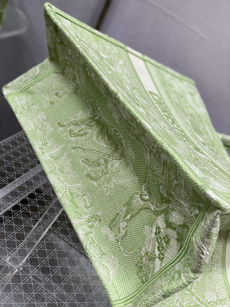 Dior M1286 Large Book Tote Green Toile de Jouy Embroidery