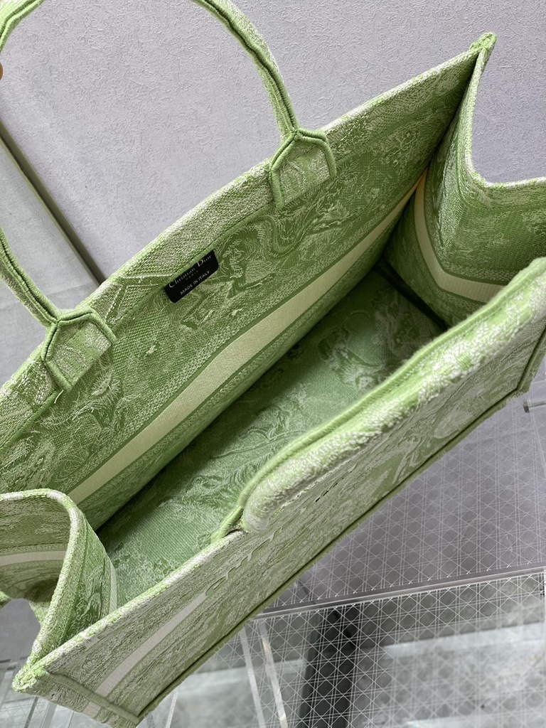 Dior M1286 Large Book Tote Green Toile de Jouy Embroidery