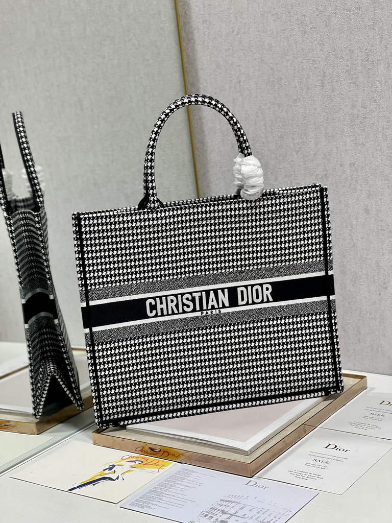 Dior M1286 Large Book Tote Macro Houndstooth Black Embroidery