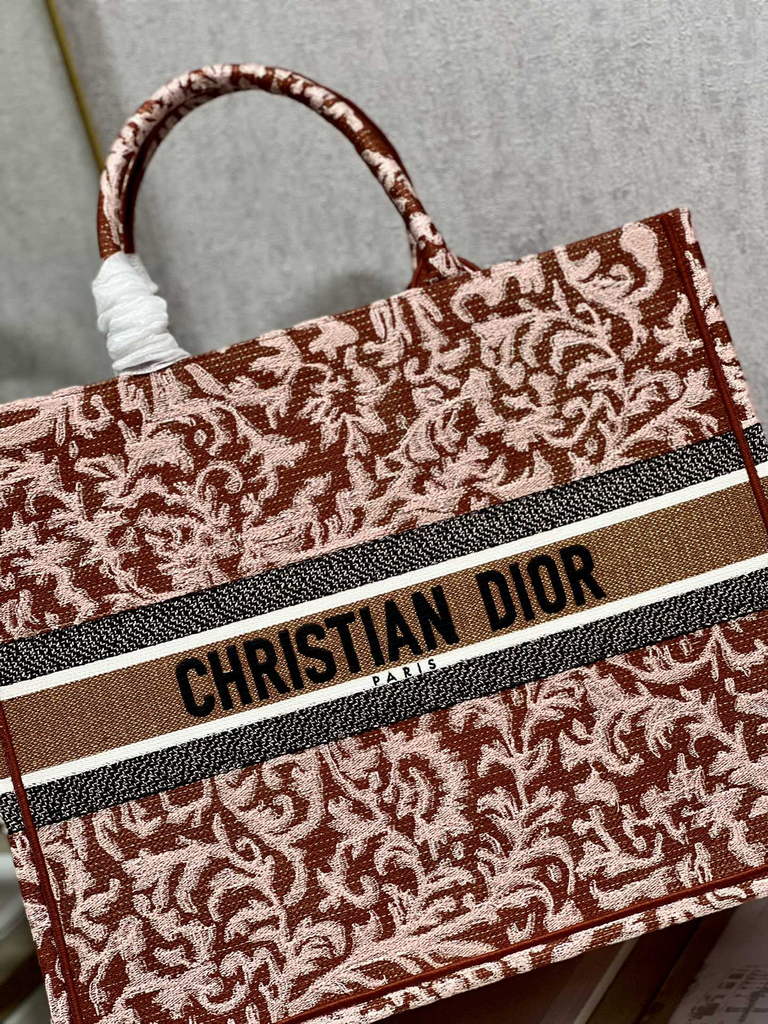 Dior M1286 Large Book Tote Metallic Pink Dior Brocart Embroidery