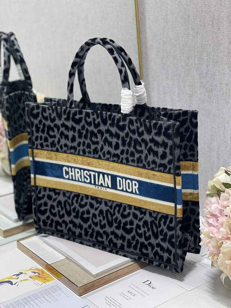 Dior M1286 Large Book Tote Black Multicolor Mizza Embroidery