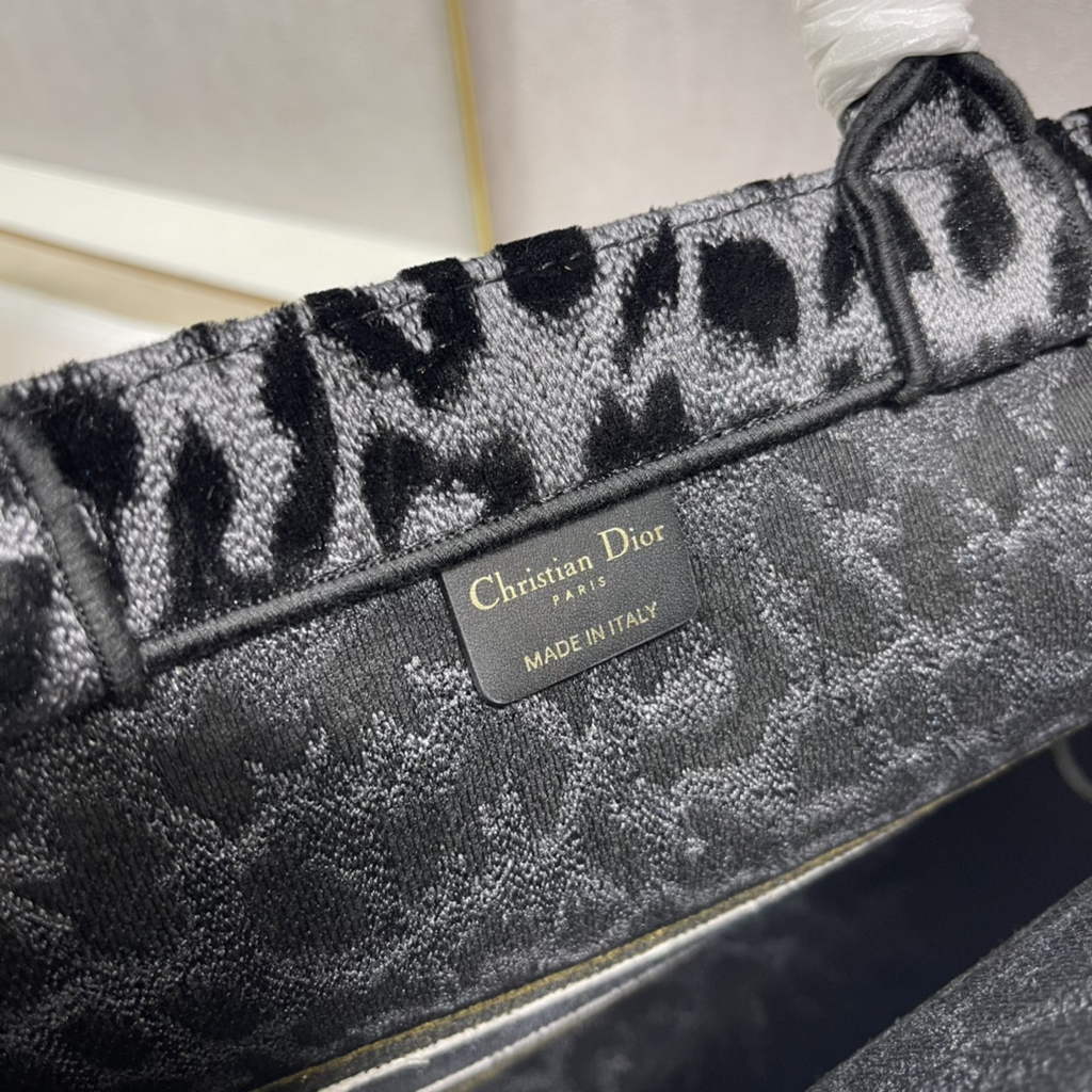 Dior M1286 Large Book Tote Black Multicolor Mizza Embroidery