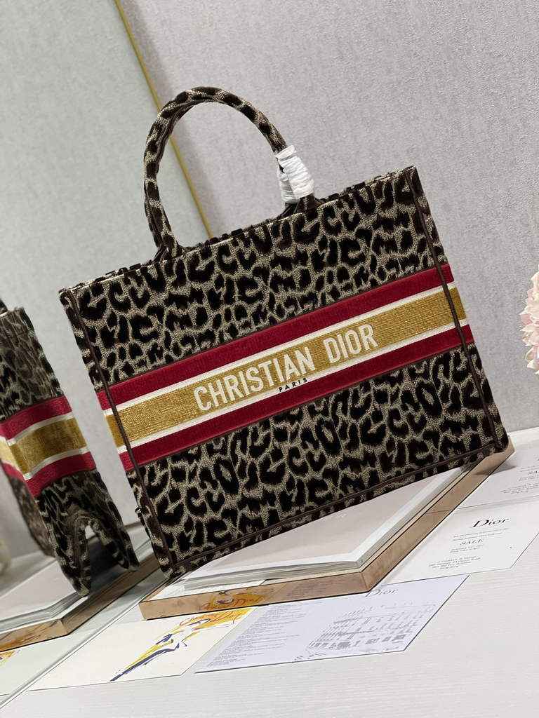 Dior M1286 Large Book Tote Brown Multicolor Mizza Embroidery
