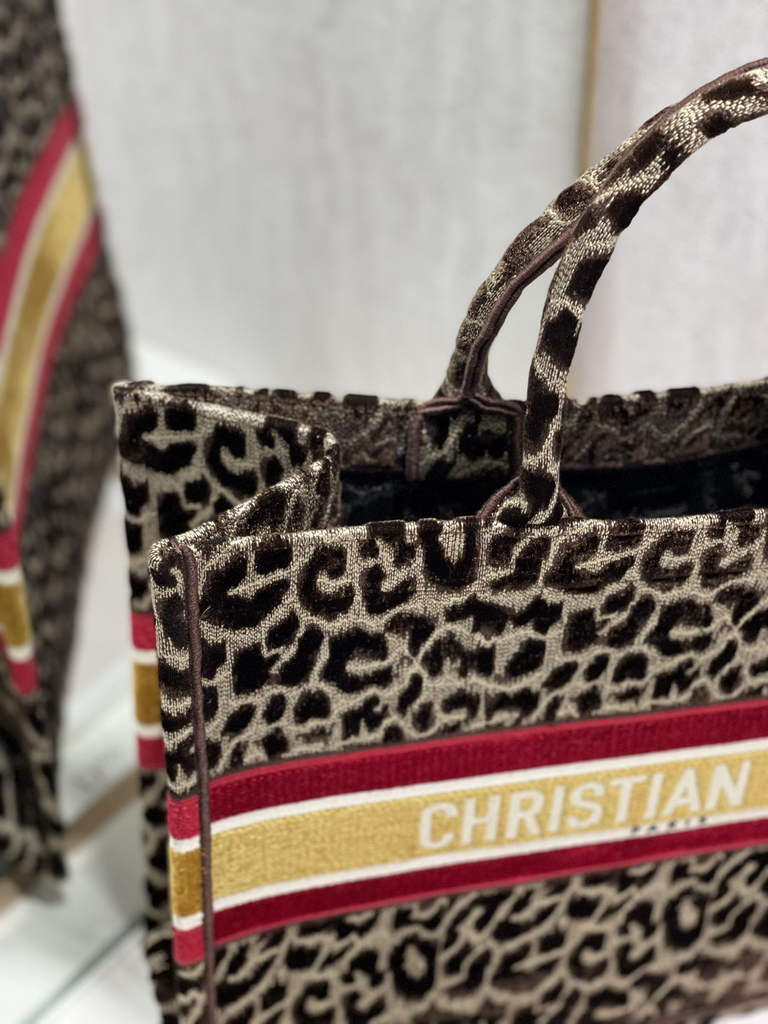 Dior M1286 Large Book Tote Brown Multicolor Mizza Embroidery