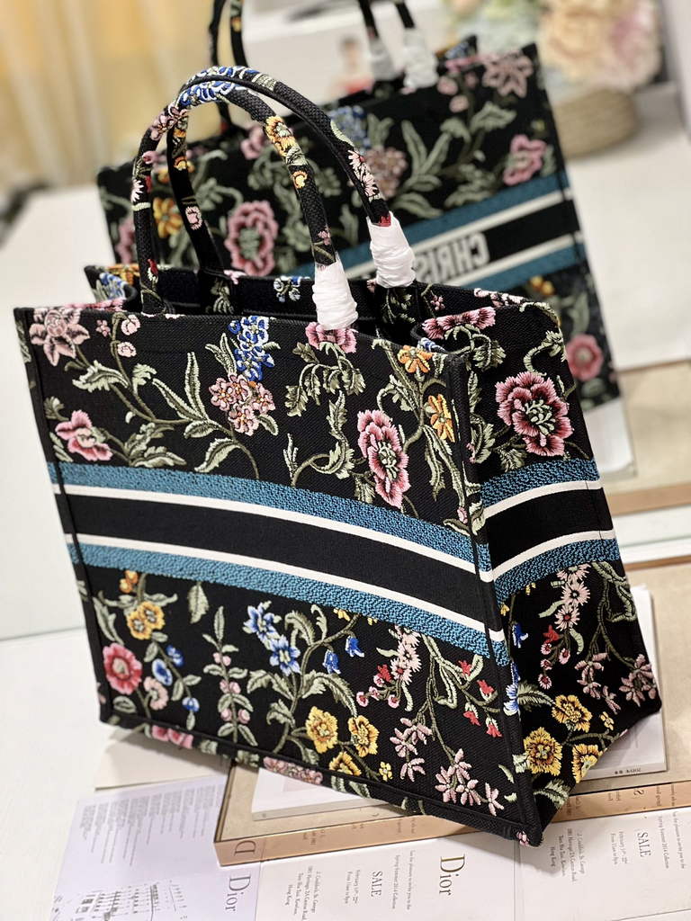 Dior M1286 Large Book Tote Black Multicolor Petites Fleurs Embroidery