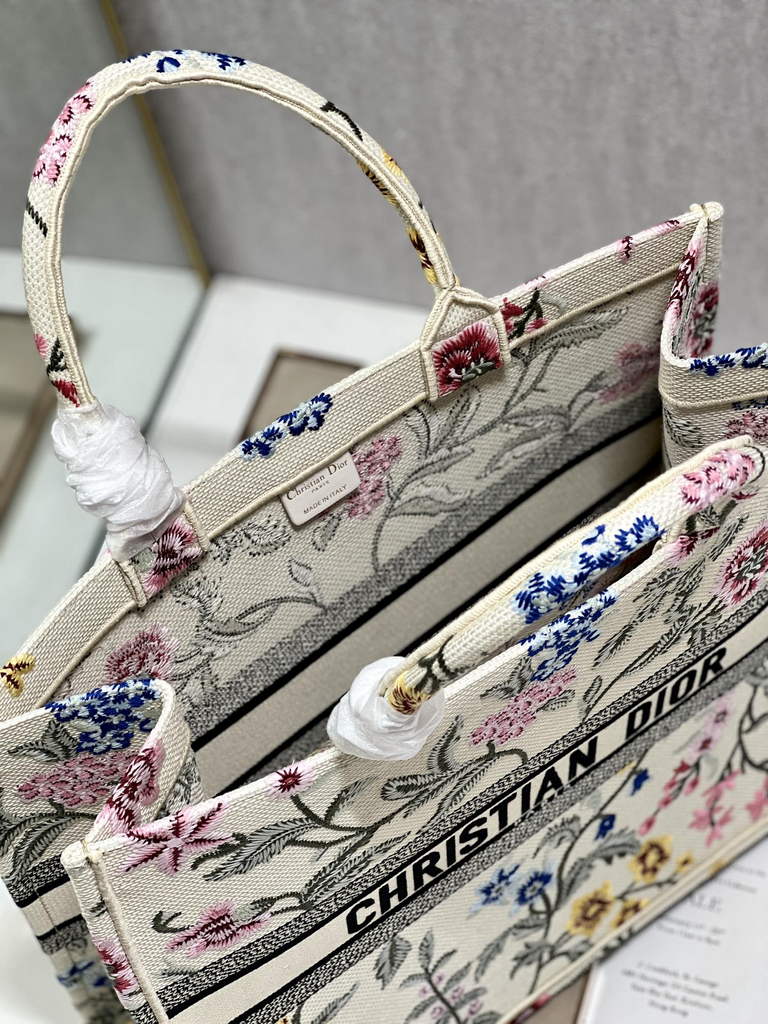 Dior M1286 Large Book Tote Natural Multicolor Petites Fleurs Embroidery - Default Title - View 7