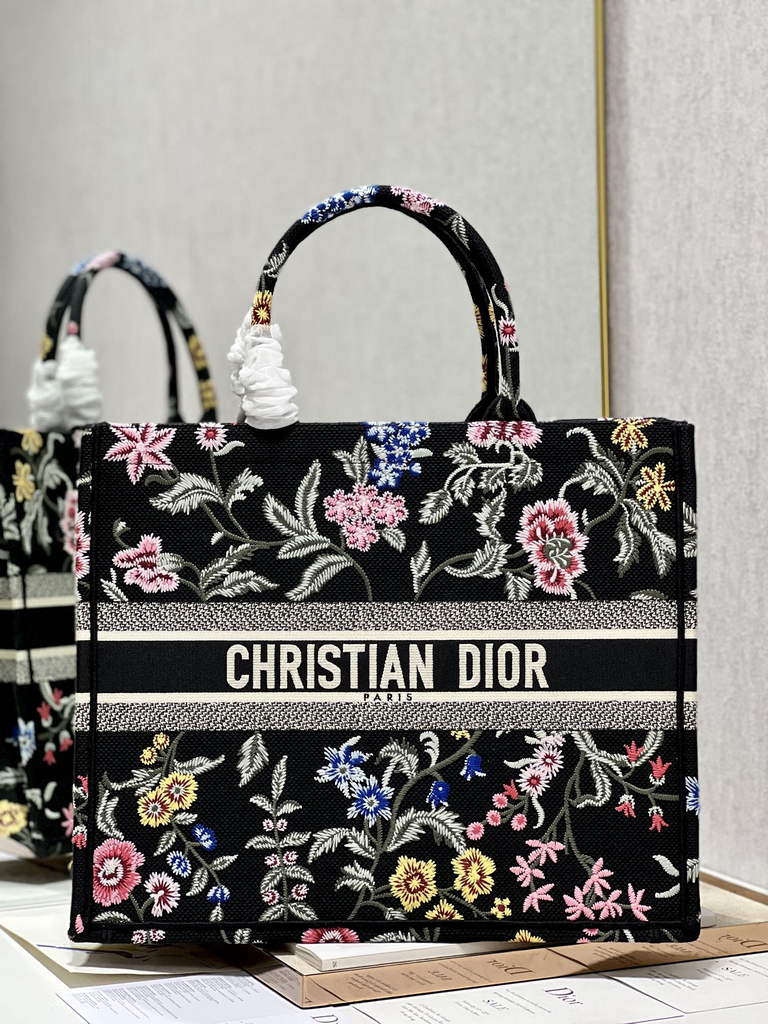 Dior M1286 Large Book Tote Multicolor Black Petites Fleurs Embroidery - Default Title - View 1