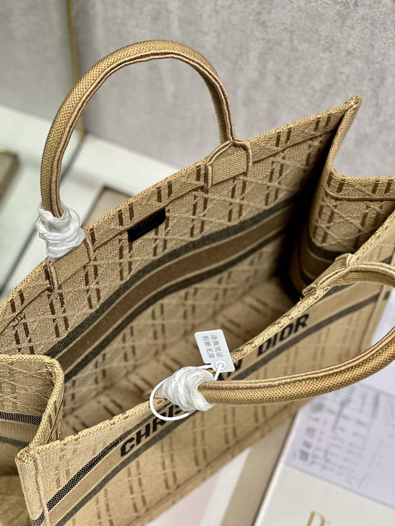 Dior M1286 Large Book Tote Natural Cannage Raffia