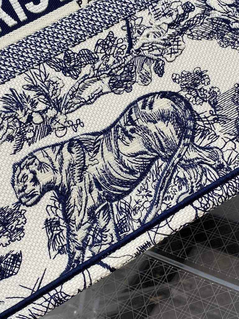 Dior M1286 Large Book Tote Navy Blue Toile de Jouy Embroidery