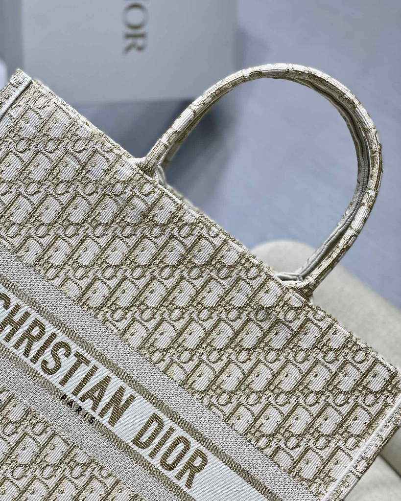 Dior M1286 Large Book Tote Gold Oblique Embroidery