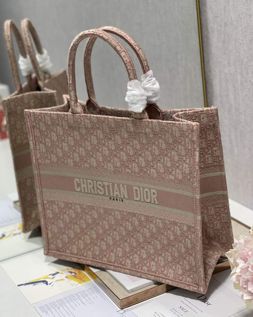 Dior M1286 Large Book Tote Pink Oblique Embroidery