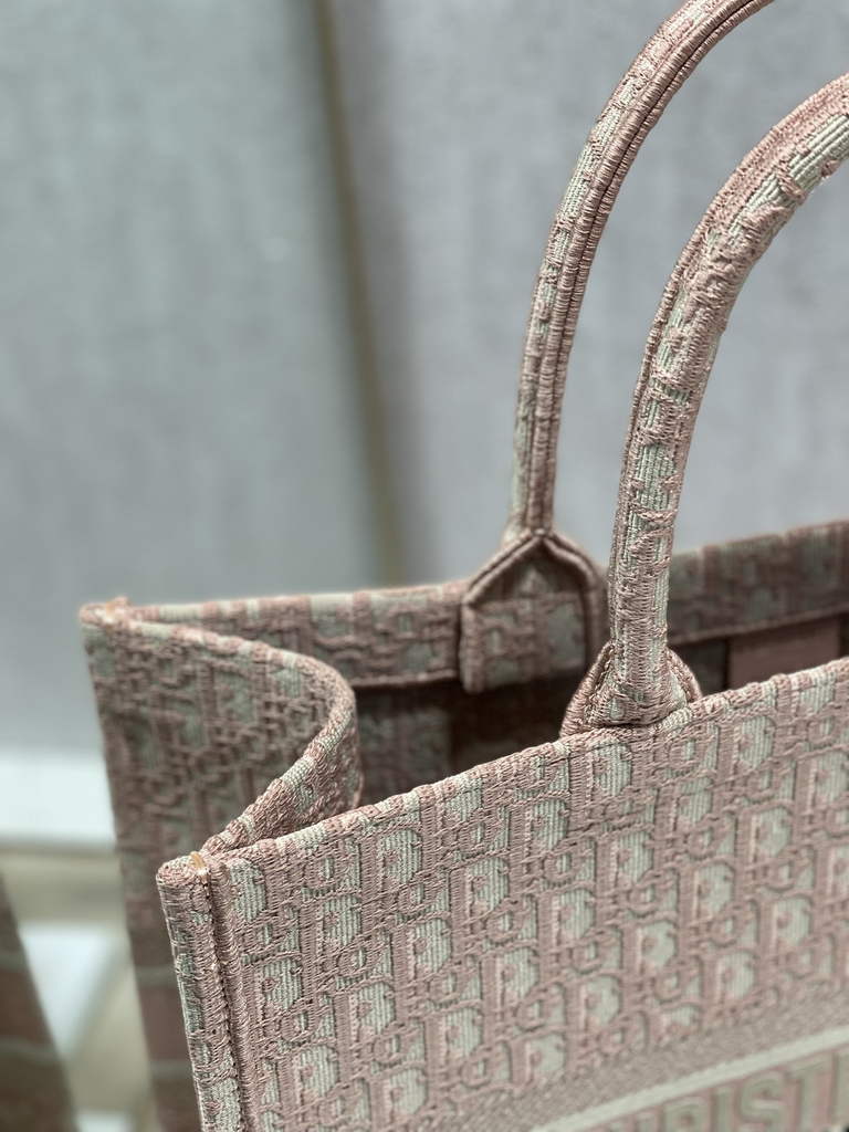 Dior M1286 Large Book Tote Pink Oblique Embroidery