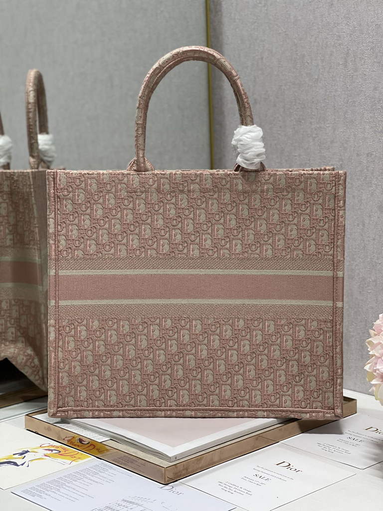Dior M1286 Large Book Tote Pink Oblique Embroidery