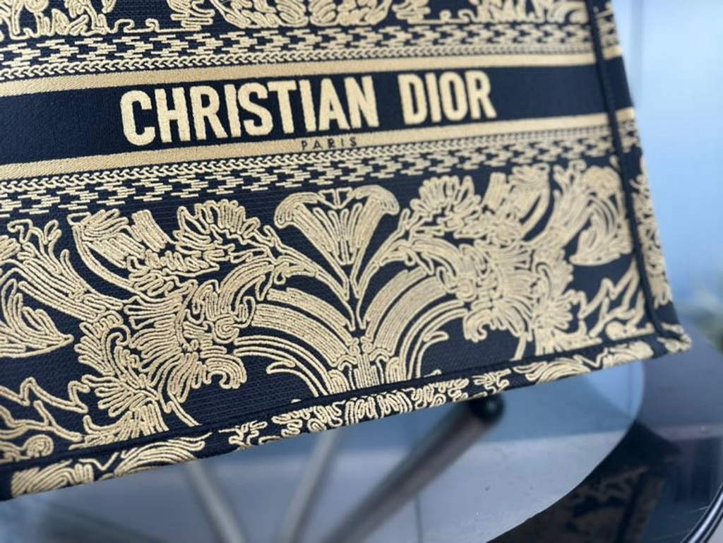 Dior M1286 Large Book Tote Black Ornamental Cornely-Effect Embroidery