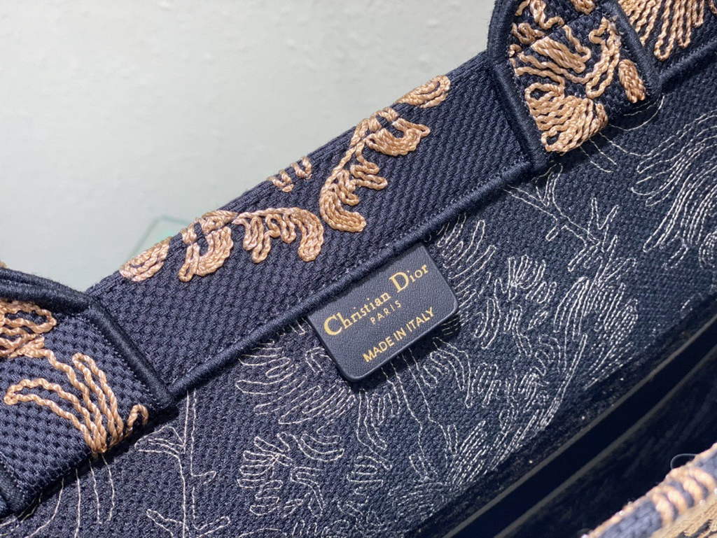 Dior M1286 Large Book Tote Navy Blue Ornamental Cornely-Effect Embroidery