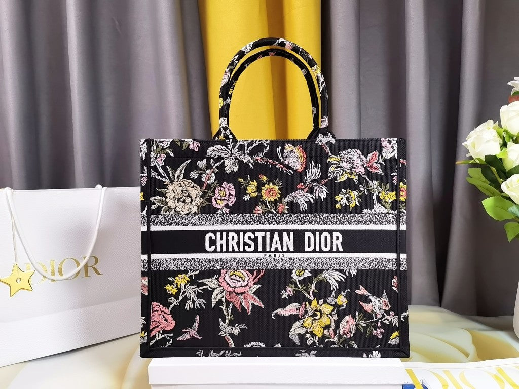 Dior M1286 Large Book Tote Powder Black Jardin Botanique Embroidery