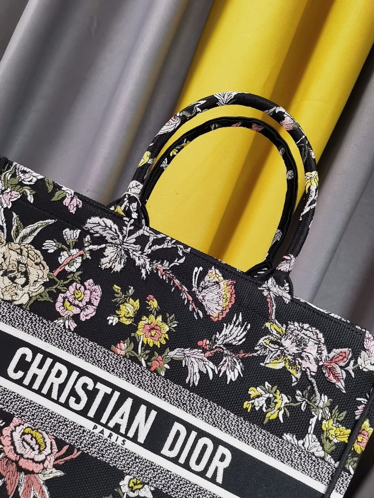 Dior M1286 Large Book Tote Powder Black Jardin Botanique Embroidery