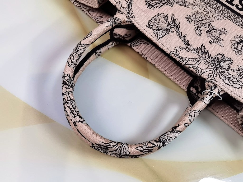 Dior M1286 Large Book Tote Powder Pink Jardin Botanique Embroidery