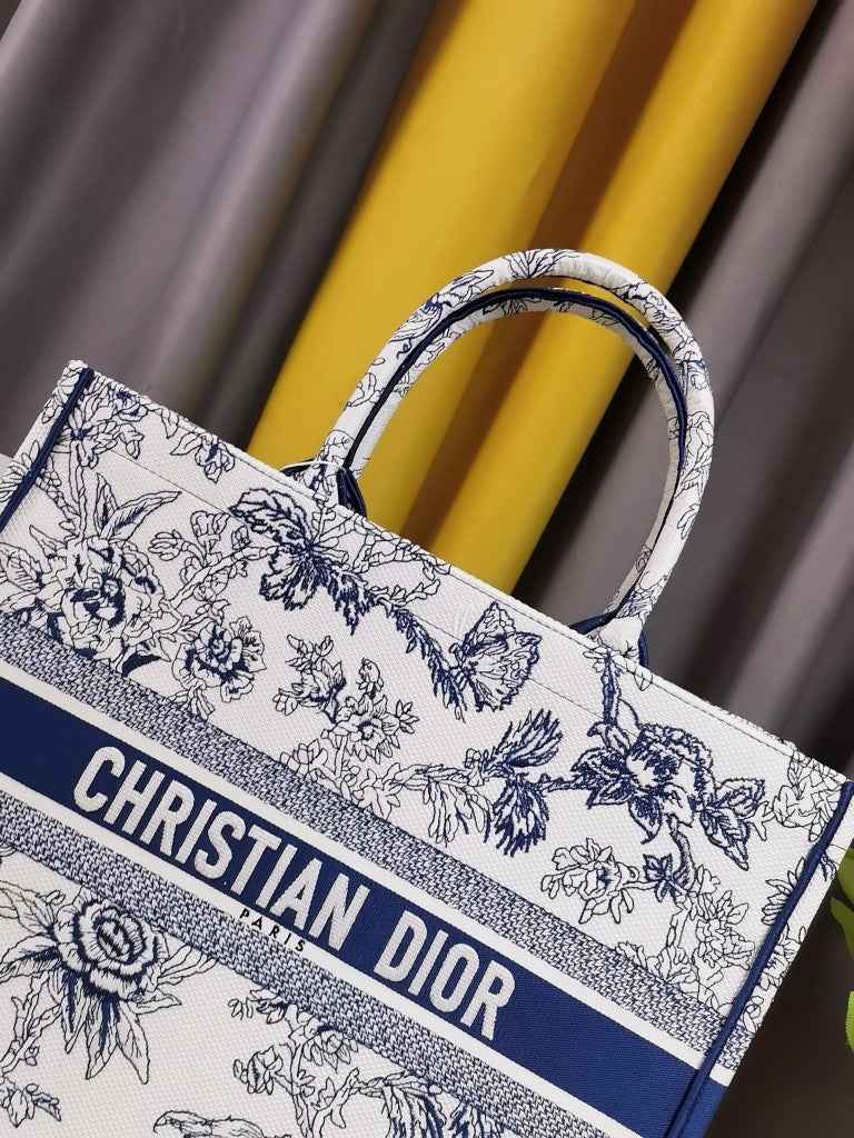 Dior M1286 Large Book Tote Powder Beige with Blue Jardin Botanique Embroidery