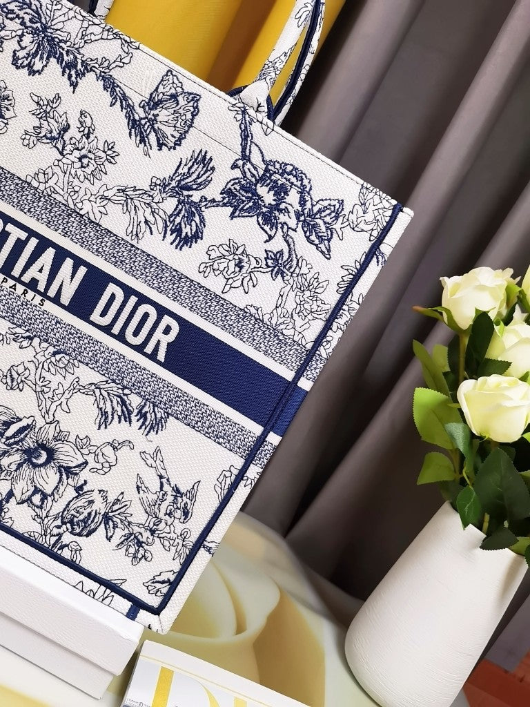 Dior M1286 Large Book Tote Powder Beige with Blue Jardin Botanique Embroidery