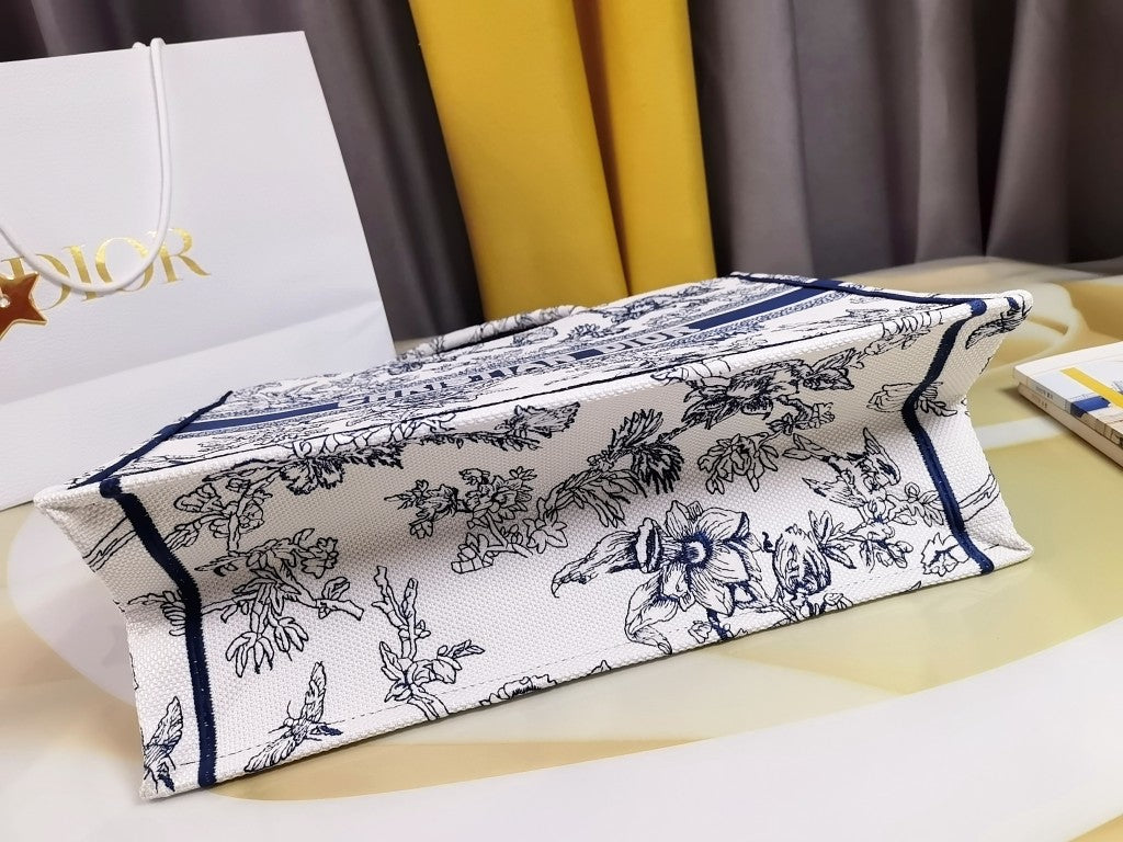 Dior M1286 Large Book Tote Powder Beige with Blue Jardin Botanique Embroidery