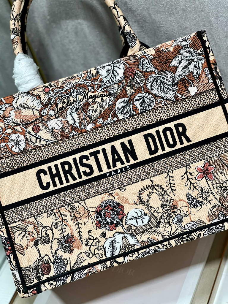 Dior M1286 Large Book Tote Powder Pink Jardin Magique Embroidery