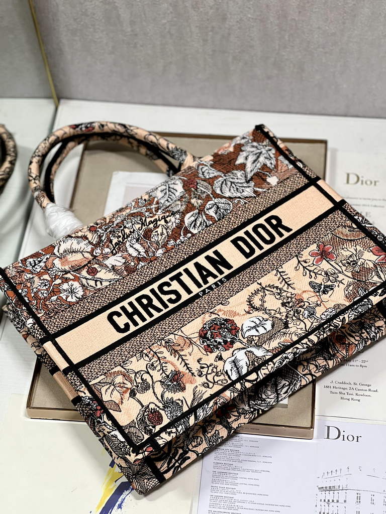 Dior M1286 Large Book Tote Powder Pink Jardin Magique Embroidery