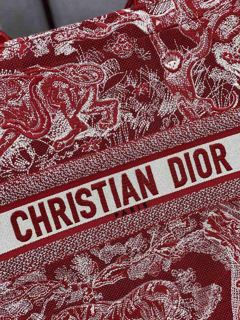Dior M1286 Large Book Tote Red Toile de Jouy Embroidery