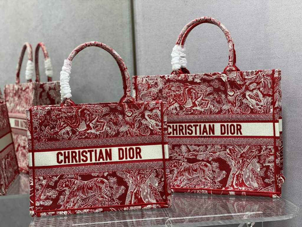 Dior M1286 Large Book Tote Red Toile de Jouy Embroidery