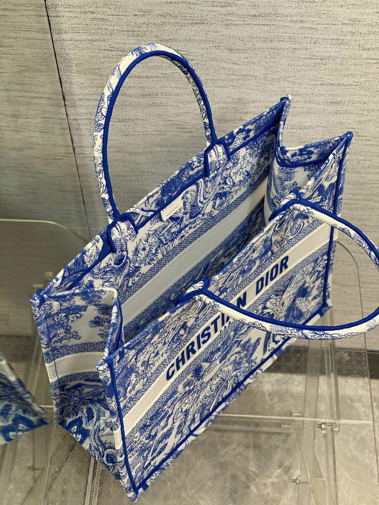 Dior M1286 Large Book Tote Toile de Blue Jouy Reverse Embroidery
