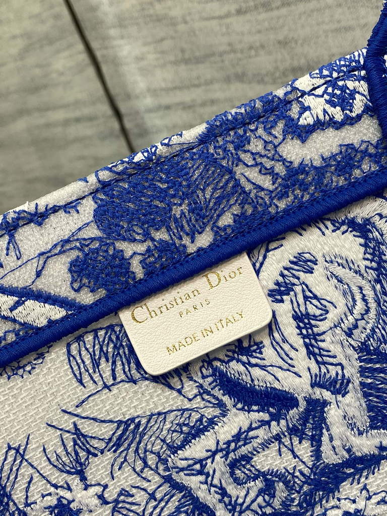 Dior M1286 Large Book Tote Toile de Blue Jouy Reverse Embroidery