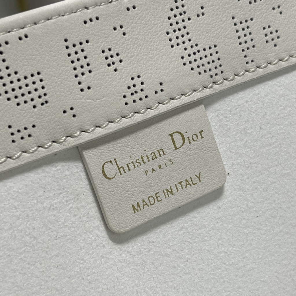 Dior M1286 Large Book Tote White Oblique Calfskin