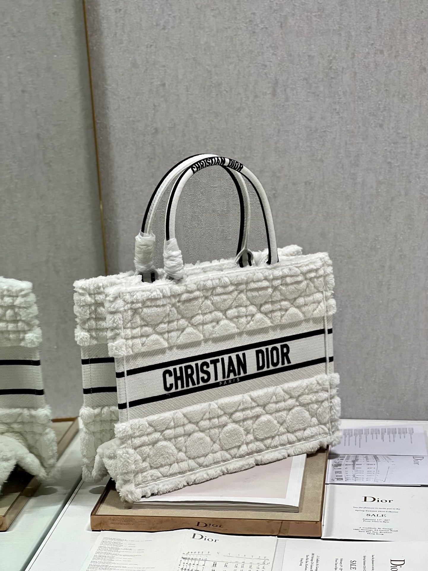 Dior M1296 Medium Book Tote Bag White Cannage