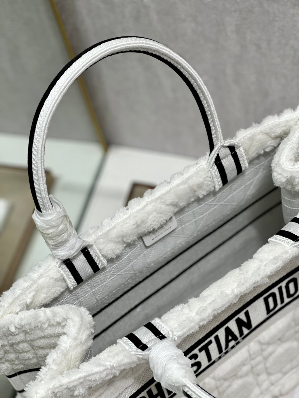 Dior M1296 Medium Book Tote Bag White Cannage