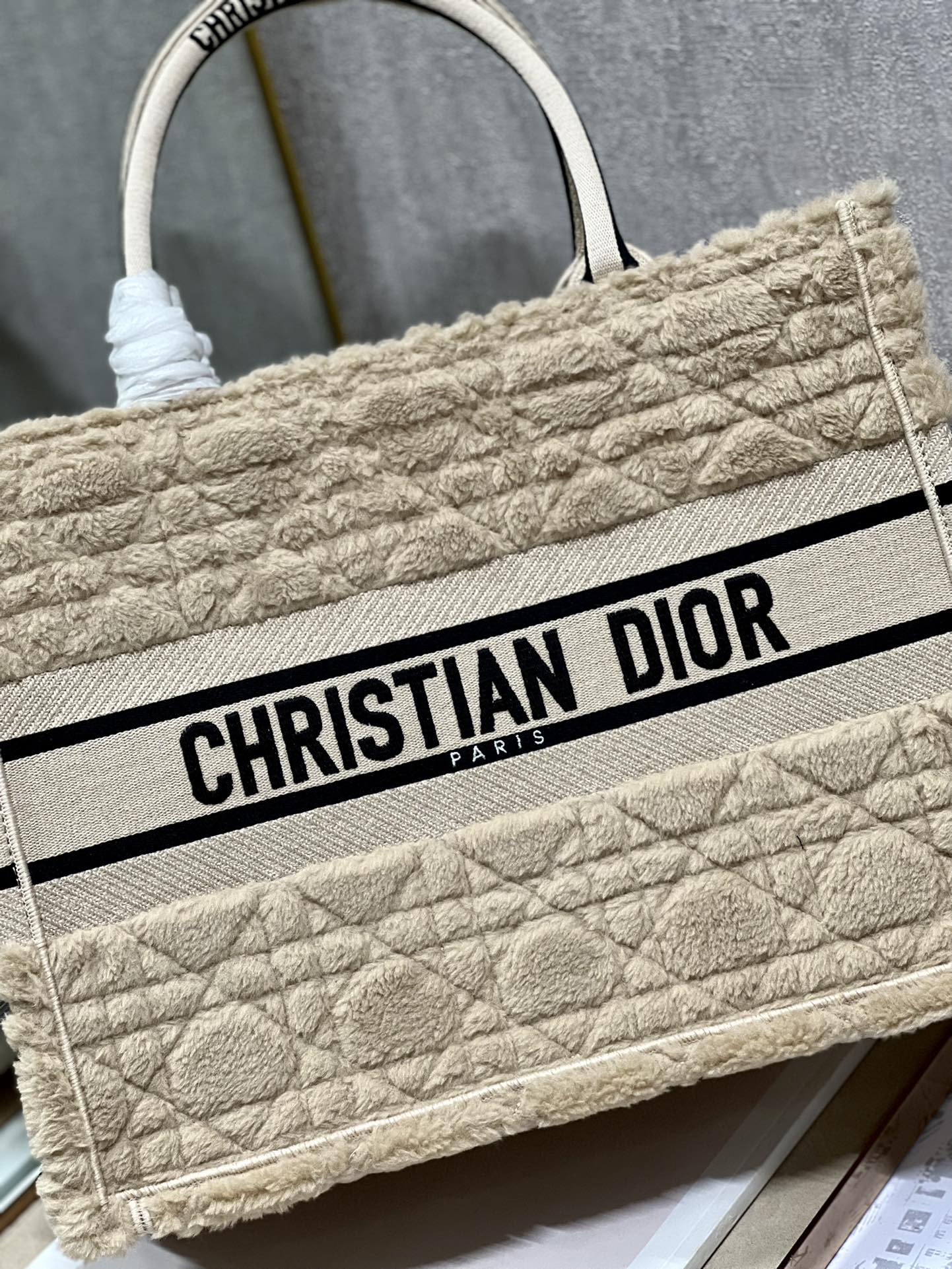Dior M1296 Medium Book Tote Bag Apricot Cannage