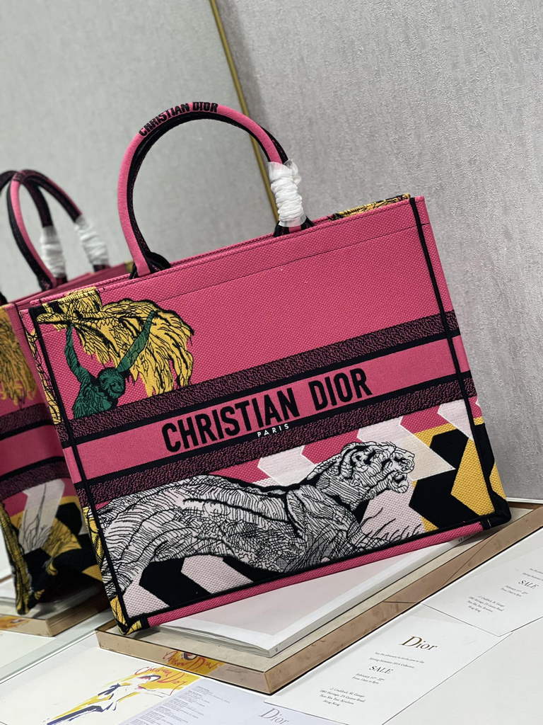 Dior M1296 Medium Book Tote Pink D-Jungle Pop Embroidery