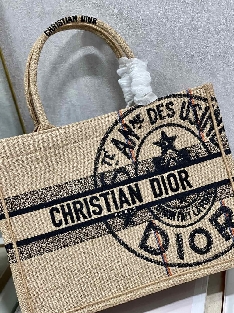 Dior M1296 Medium Book Tote Beige jute fabric Union motif embroidery