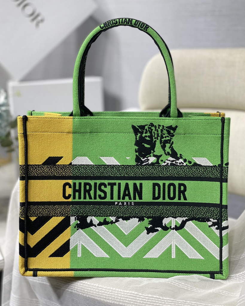 Dior M1296 Medium Book Tote Green D-Jungle Pop Embroidery