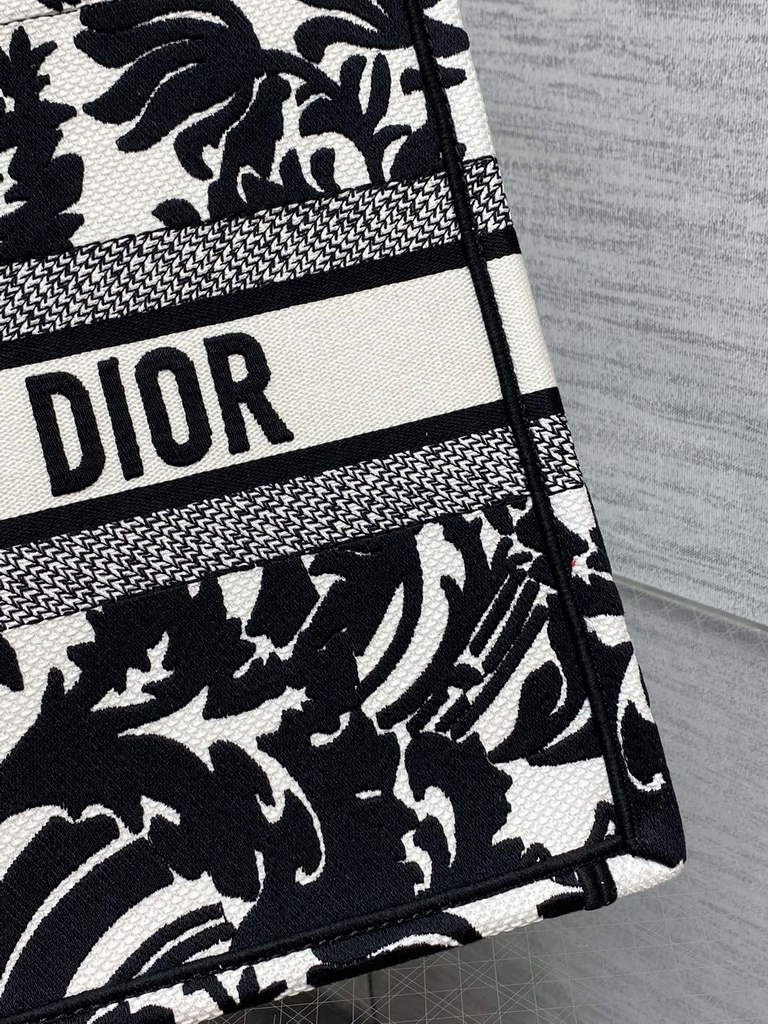 Dior M1296 Medium Book Tote Black flower Multicolor Embroidery