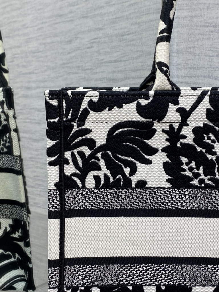 Dior M1296 Medium Book Tote Black flower Multicolor Embroidery