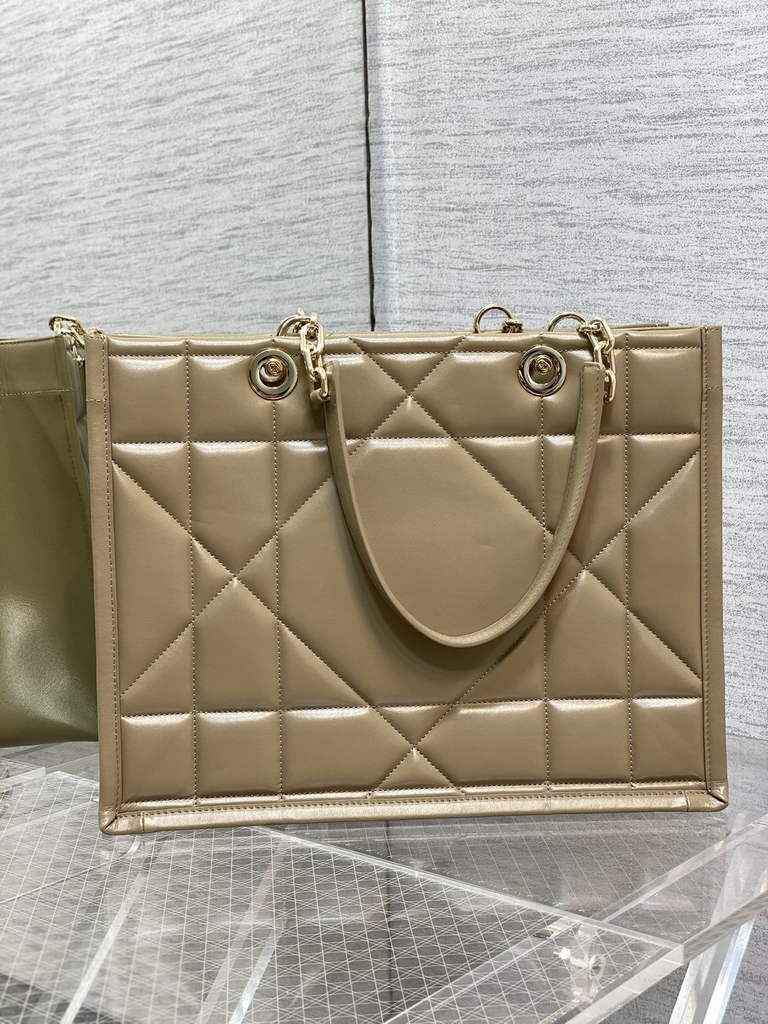 Dior M8722 Large Essential Tote Bag Hazelnut Archicannage Calfskin
