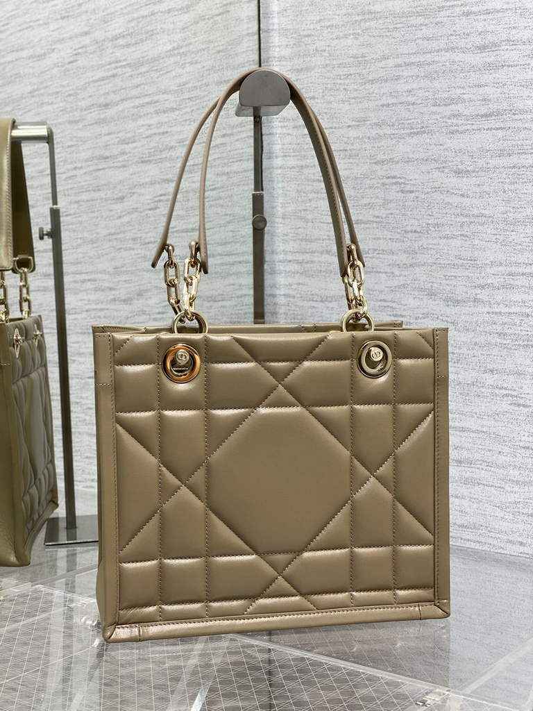 Dior M8721 Medium Essential Tote Bag Hazelnut Archicannage Calfskin
