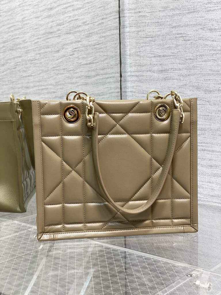 Dior M8721 Medium Essential Tote Bag Hazelnut Archicannage Calfskin