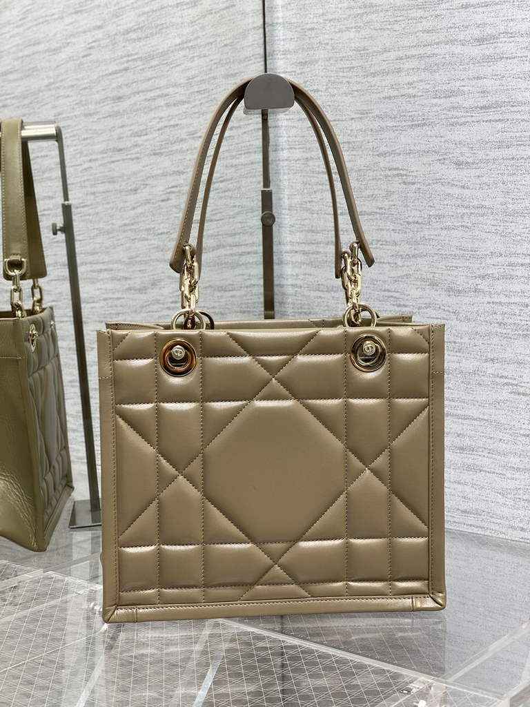 Dior M8721 Medium Essential Tote Bag Hazelnut Archicannage Calfskin