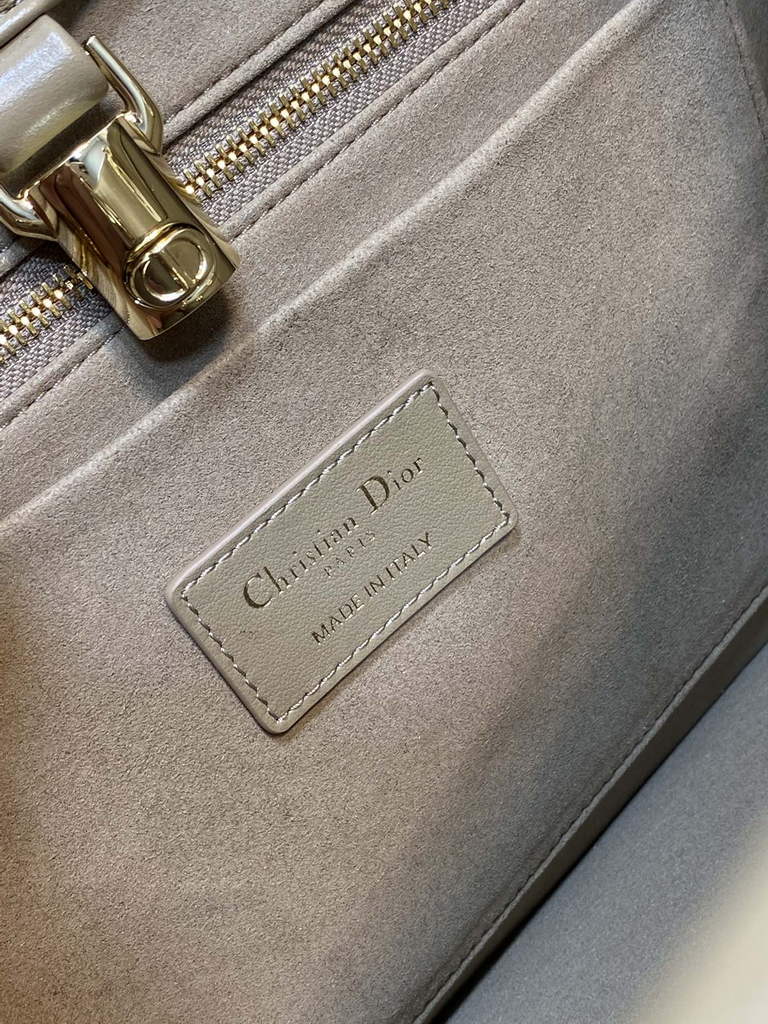 Dior M8721 Medium Essential Tote Bag Hazelnut Archicannage Calfskin
